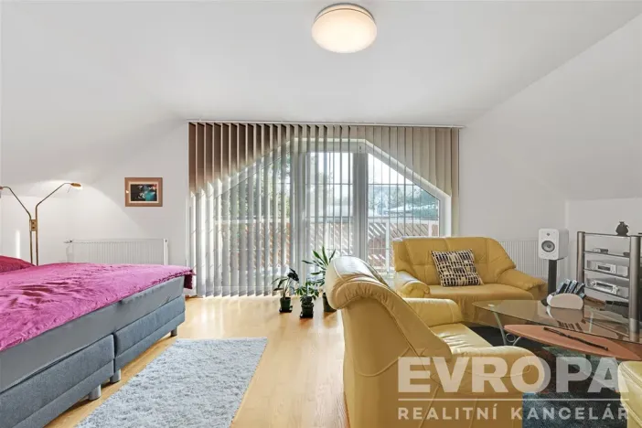 Prodej rodinného domu, Nymburk, Pístecká, 350 m2