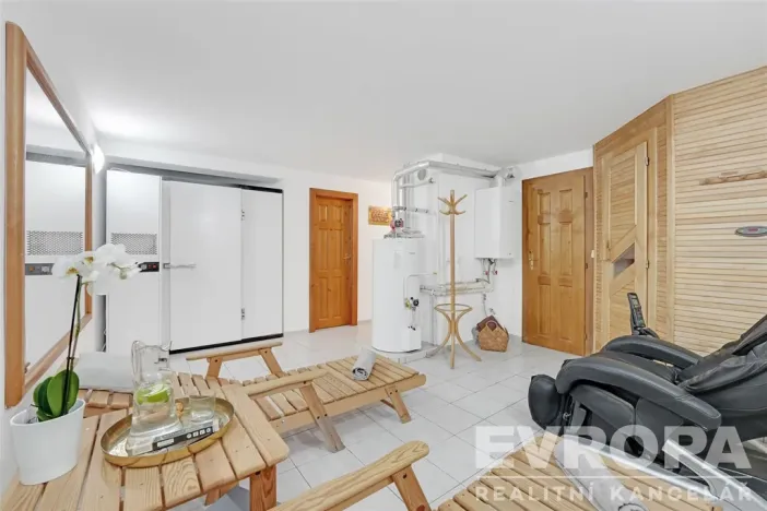 Prodej rodinného domu, Nymburk, Pístecká, 350 m2