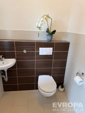 Prodej rodinného domu, Liberec - Liberec XXX-Vratislavice nad Nisou, Východní, 181 m2