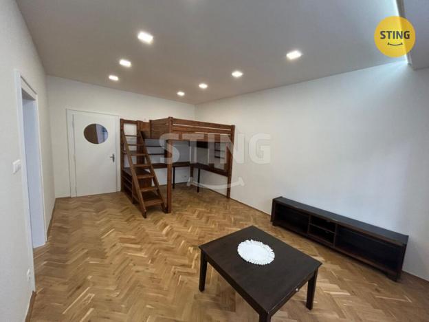 Pronájem bytu 2+1, Pardubice, Nerudova, 90 m2