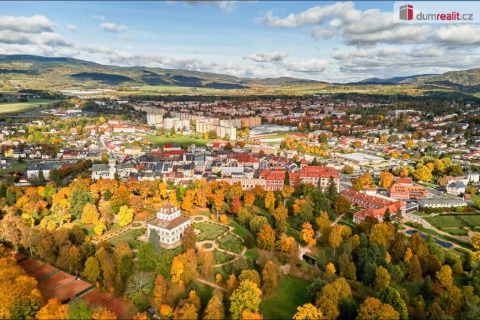 Prodej bytu 3+1, Ostrov, Lidická, 75 m2