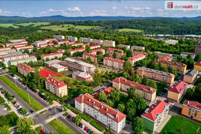 Prodej bytu 3+1, Ostrov, Lidická, 75 m2