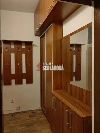 Pronájem bytu 2+1, Děčín - Děčín IV-Podmokly, Divišova, 57 m2