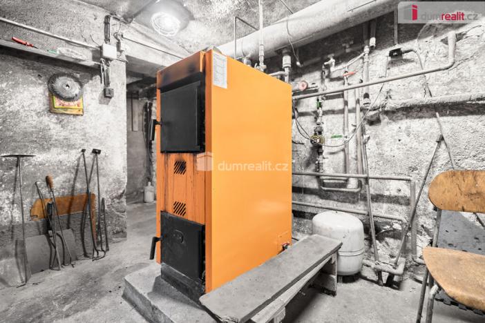 Prodej rodinného domu, Kadaň, Poštovní, 500 m2