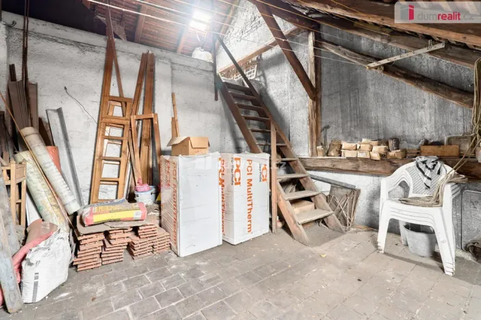 Prodej rodinného domu, Kadaň, Poštovní, 500 m2