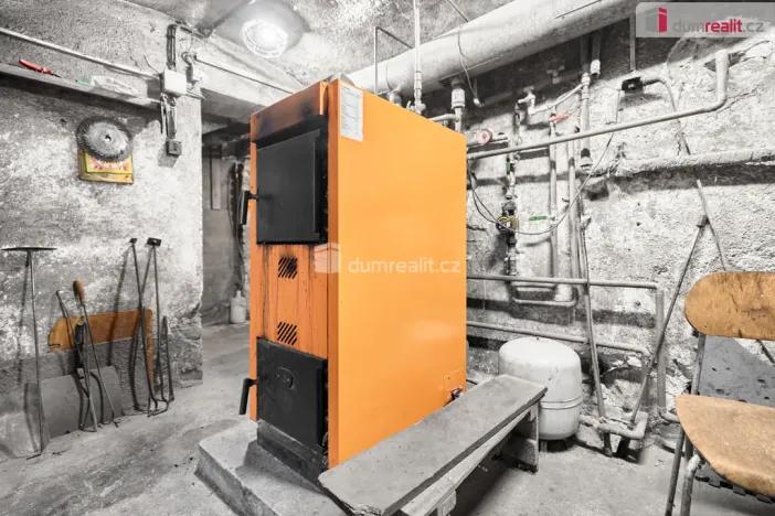 Prodej rodinného domu, Kadaň, Poštovní, 500 m2