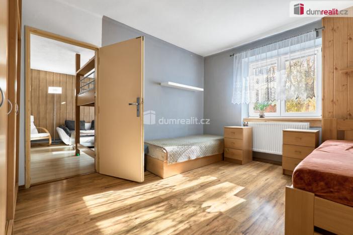 Prodej bytu 2+1, Lubenec, Karlovarská, 67 m2