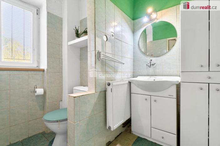 Prodej bytu 2+1, Lubenec, Karlovarská, 67 m2