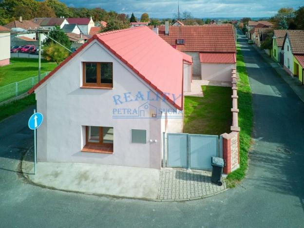 Prodej rodinného domu, Horní Beřkovice, Dlouhá, 137 m2