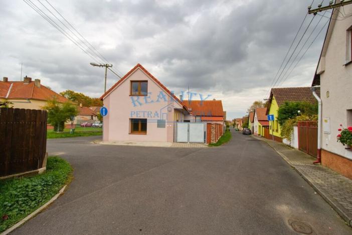 Prodej rodinného domu, Horní Beřkovice, Dlouhá, 137 m2