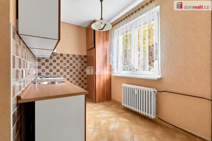 Prodej bytu 3+1, Hroznětín, Sídliště, 73 m2