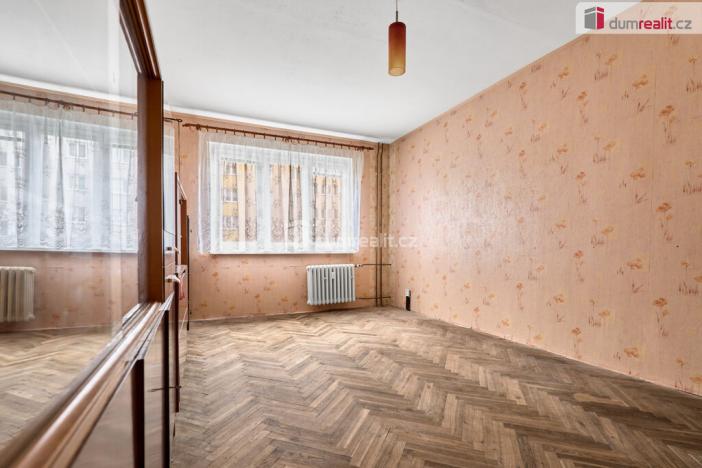 Prodej bytu 3+1, Hroznětín, Sídliště, 73 m2