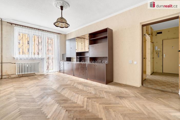 Prodej bytu 3+1, Hroznětín, Sídliště, 73 m2