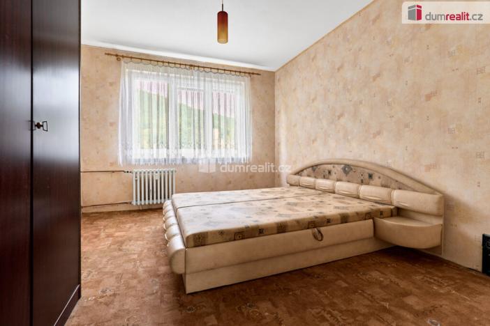 Prodej bytu 3+1, Hroznětín, Sídliště, 73 m2