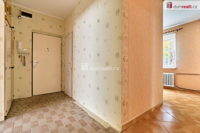 Prodej bytu 3+1, Hroznětín, Sídliště, 73 m2