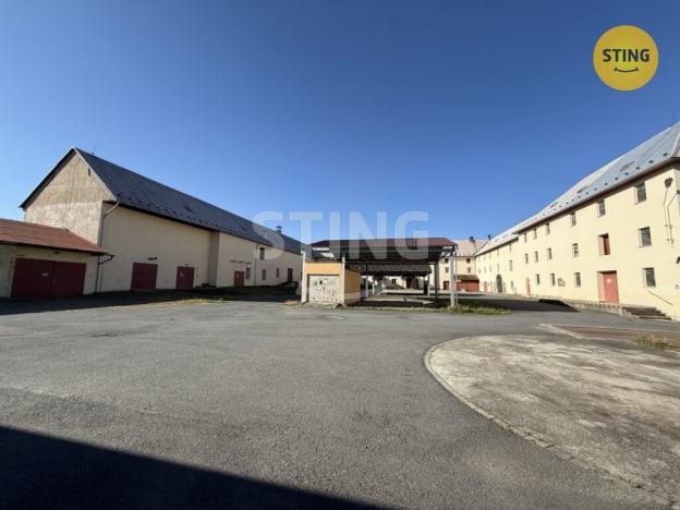 Prodej výrobních prostor, Suchdol nad Odrou, Komenského, 2251 m2