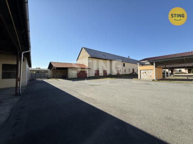 Prodej výrobních prostor, Suchdol nad Odrou, Komenského, 2251 m2