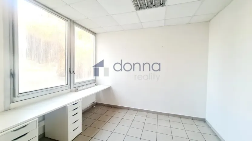 Pronájem obchodního prostoru, Praha, Za Mototechnou, 1137 m2