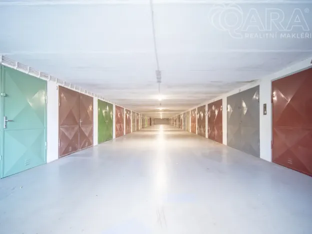 Prodej garáže, Vlašim, Na Potoce, 18 m2