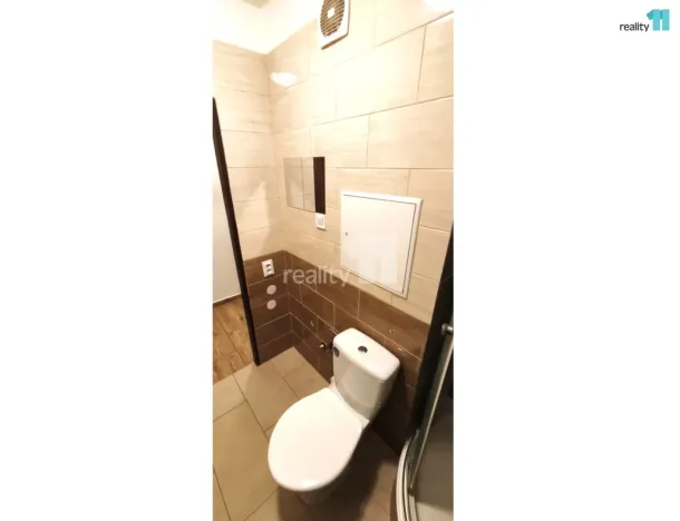 Pronájem bytu 3+kk, Praha - Karlín, Nekvasilova, 47 m2