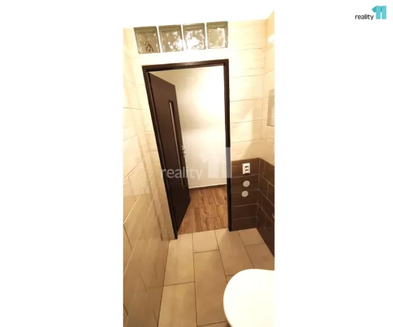 Pronájem bytu 3+kk, Praha - Karlín, Nekvasilova, 47 m2