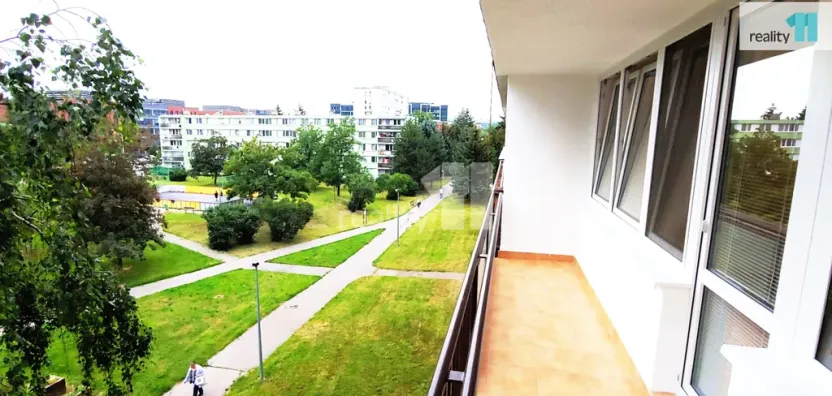 Pronájem bytu 3+kk, Praha - Karlín, Nekvasilova, 47 m2