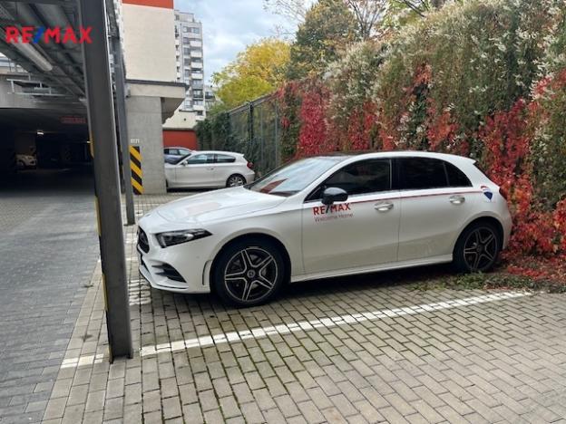 Pronájem garáže, Praha - Vysočany, Pod Harfou, 20 m2