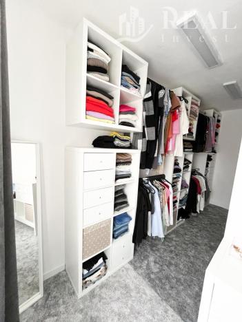 Prodej rodinného domu, Račiněves, 280 m2