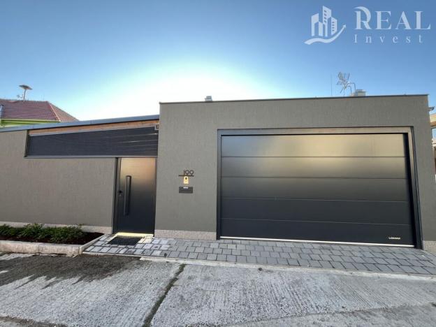 Prodej rodinného domu, Račiněves, 280 m2