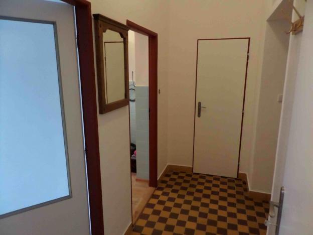 Pronájem bytu 1+1, Stará Paka, Tovární, 38 m2