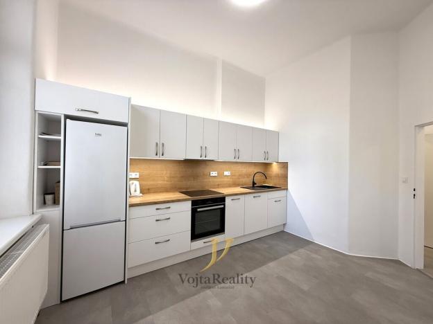 Pronájem bytu 3+1, Olomouc, nám. Národních hrdinů, 107 m2