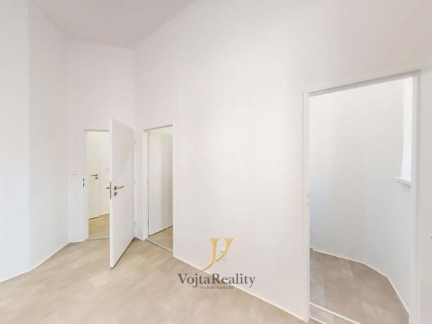 Pronájem bytu 3+1, Olomouc, nám. Národních hrdinů, 107 m2