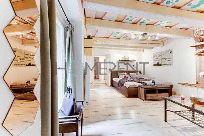 Pronájem bytu 1+1, Praha - Malá Strana, Malostranské náměstí, 31 m2