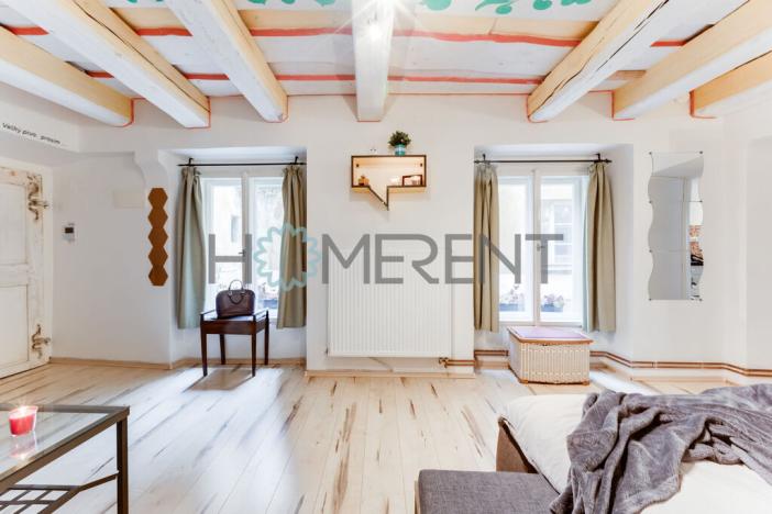 Pronájem bytu 1+1, Praha - Malá Strana, Malostranské náměstí, 31 m2