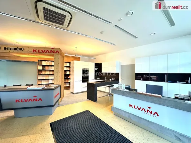 Pronájem kanceláře, Brno - Židenice, Bubeníčkova, 193 m2