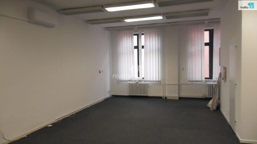 Pronájem obchodního prostoru, Ostrava - Hrabůvka, Dr. Martínka, 55 m2