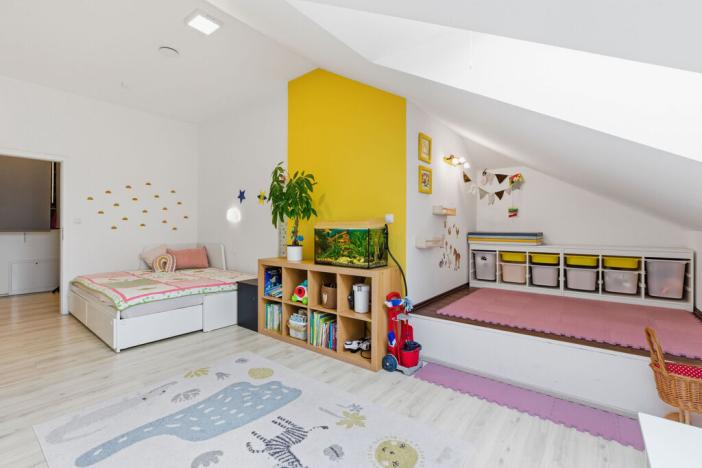 Prodej bytu 4+kk, Křížkový Újezdec - Čenětice, 158 m2