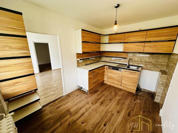 Prodej bytu 4+1, Teplice - Trnovany, Jana Koziny, 76 m2