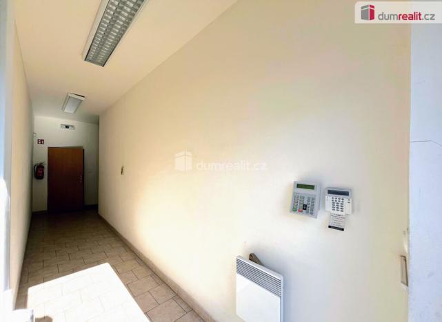 Pronájem obchodního prostoru, Uherské Hradiště - Mařatice, Jaktáře, 342 m2