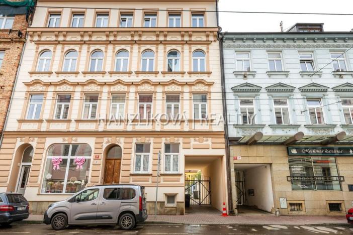 Prodej bytu 2+1, České Budějovice, Rudolfovská tř., 67 m2