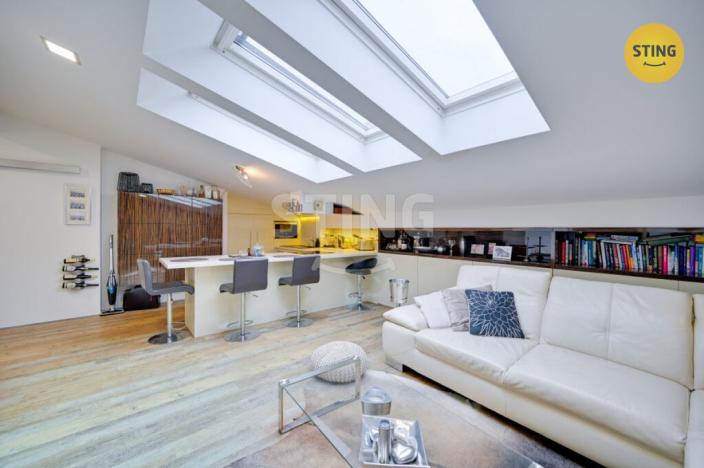 Prodej historického objektu, Kroměříž, 1. máje, 102 m2