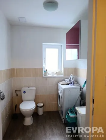 Prodej bytu 2+1, Nový Bor, Palackého náměstí, 66 m2