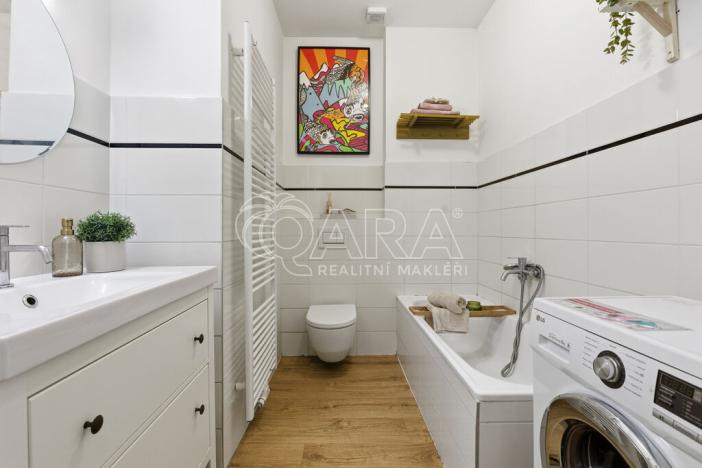 Prodej bytu 2+kk, Praha - Nusle, náměstí Generála Kutlvašra, 46 m2