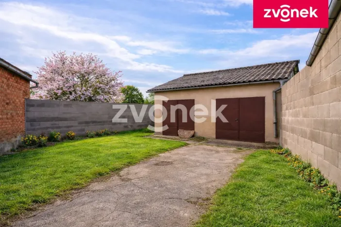 Prodej pozemku pro bydlení, Sazovice, 454 m2