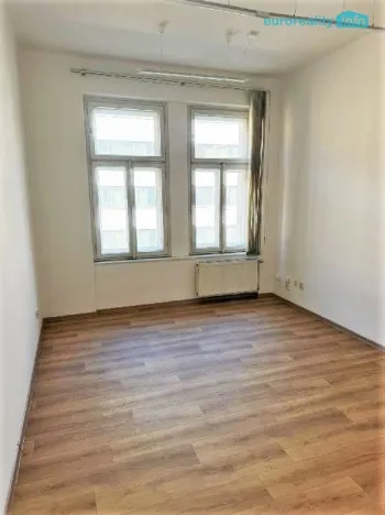 Pronájem kanceláře, Praha - Žižkov, Domažlická, 21 m2