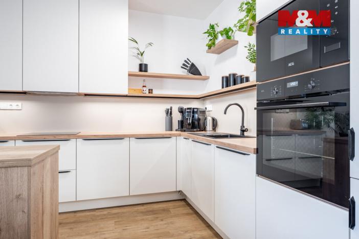 Prodej bytu 3+kk, Třebíč - Borovina, Okružní, 102 m2