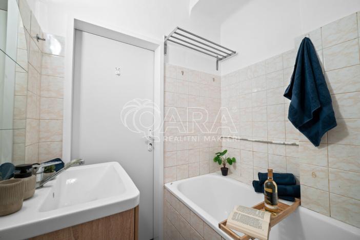 Prodej bytu 2+1, Praha - Vršovice, Gruzínská, 54 m2