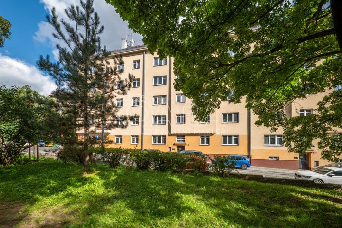 Prodej bytu 2+1, Praha - Vršovice, Gruzínská, 54 m2