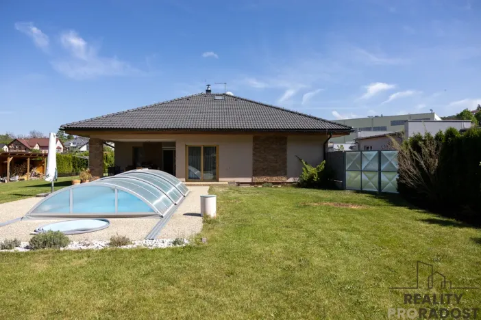 Prodej rodinného domu, Srubec, Slunečná, 230 m2