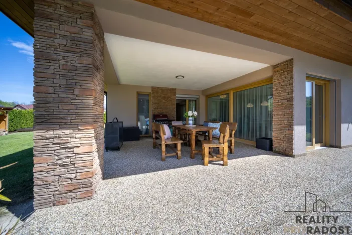 Prodej rodinného domu, Srubec, Slunečná, 230 m2